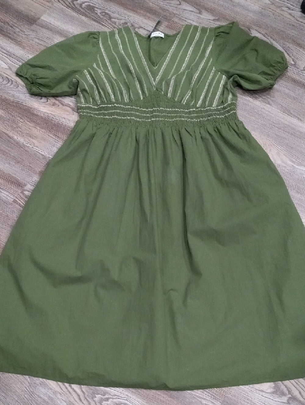 Gilli Michiko Puff Sleeve Olive V-Neck Smocked Waist Embroidered Maxi Dress - Picture 6 of 14